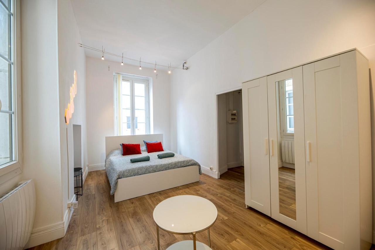 פאו Coeur De Ville, Magnifique Appartement + Parking מראה חיצוני תמונה